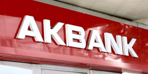 Akbank’tan Emeklilere 100 Bin TL’ye Kadar Promosyon Fırsatı
